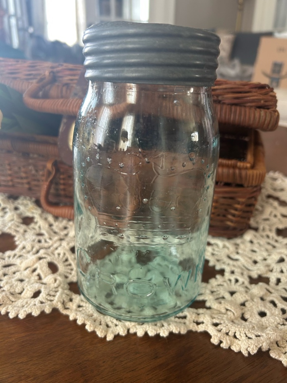 Crown Aqua Glass Jar with zinc and glass lid